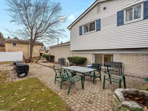Exterior - 46347 Franks, Shelby Township, MI 48315 photo 6 of 9