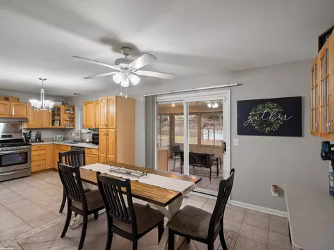 Dining - 46347 Franks, Shelby Township, MI 48315 photo 1 of 1