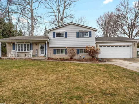 Exterior - 46347 Franks, Shelby Township, MI 48315 photo 2 of 9