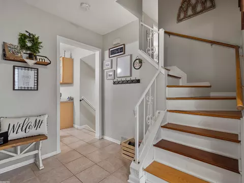 Entry Way - 46347 Franks, Shelby Township, MI 48315 photo 1 of 1