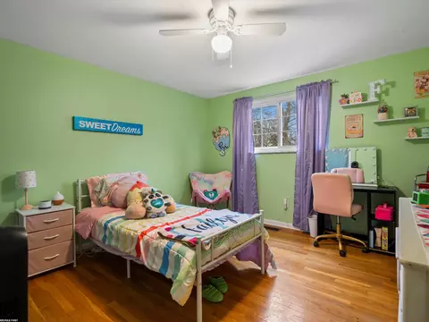 Bedroom - 46347 Franks, Shelby Township, MI 48315 photo 2 of 5