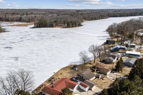 View/Area - 2810 Cherry Grv, Harrison, MI 48625 photo 3 of 11