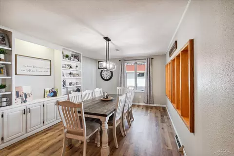 Dining - 2810 Cherry Grv, Harrison, MI 48625 photo 2 of 2