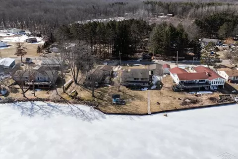 View/Area - 2810 Cherry Grv, Harrison, MI 48625 photo 5 of 11