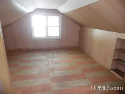 Other - 1708 S 8th, Escanaba, MI 49829 photo 6 of 11