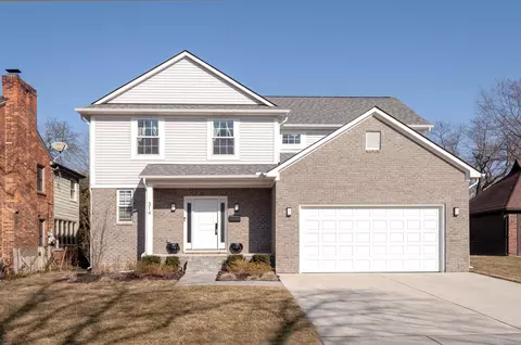 314 Mcmillan, Grosse Pointe Farms, MI 48236