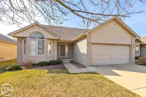 43079 Pointe, Clinton Township, MI 48038