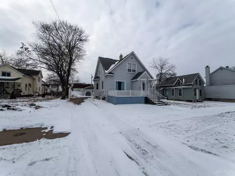 408 S 11th, Escanaba, MI 49829