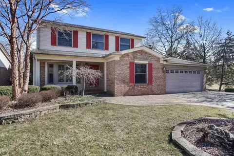 47250 Valley Frg, Macomb, MI 48044