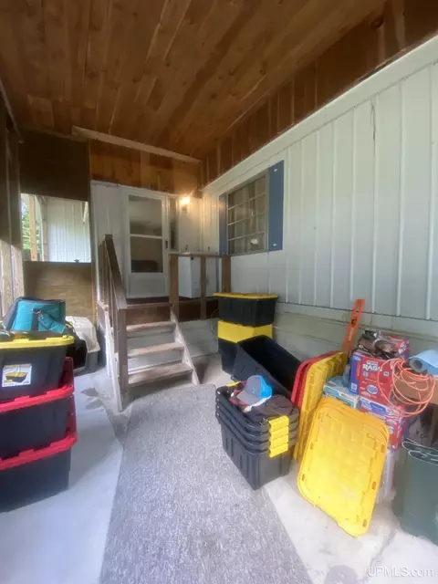 6530 Crossover, Munising, MI 49862 photo 16