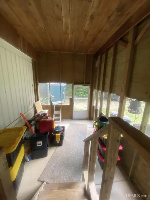 6530 Crossover, Munising, MI 49862 photo 15