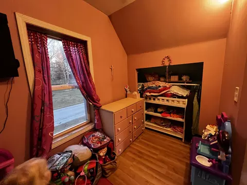Bedroom - 1129 Mill St, Algonac, MI 48001 photo 5 of 7