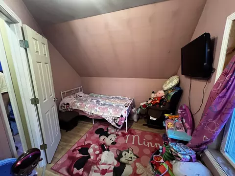 Bedroom - 1129 Mill St, Algonac, MI 48001 photo 6 of 7