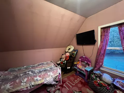Bedroom - 1129 Mill St, Algonac, MI 48001 photo 4 of 7