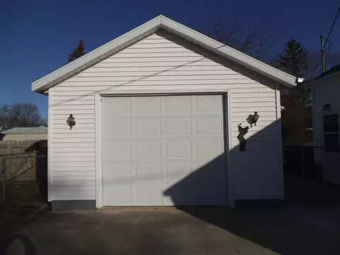 Exterior - 511 Braddock, Bay City, MI 48708 photo 3 of 9