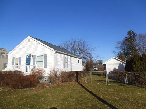 Exterior - 511 Braddock, Bay City, MI 48708 photo 2 of 9