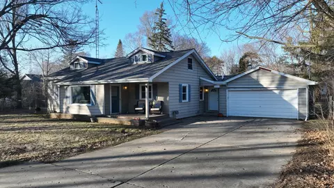 Exterior - 1137 Mildred, Flushing, MI 48433 photo 2 of 10