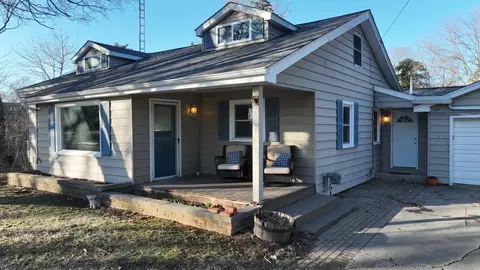 Exterior - 1137 Mildred, Flushing, MI 48433 photo 3 of 10