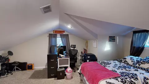 Bedroom - 1137 Mildred, Flushing, MI 48433 photo 6 of 7