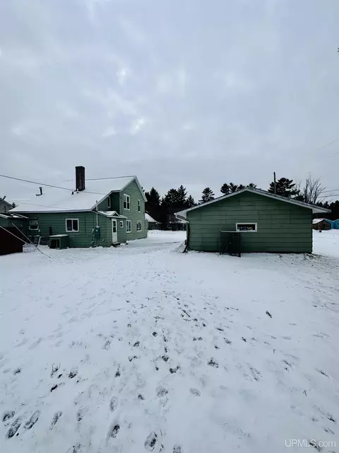 990 School, Ishpeming, MI 49849 photo 22