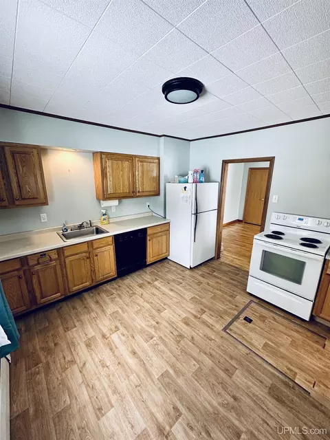 990 School, Ishpeming, MI 49849 photo 6