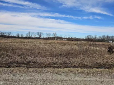 V/l Springborn, Casco, MI 48064 photo 2