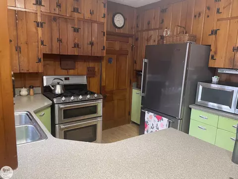 Exterior - 710 Brown, Saint Clair, MI 48079 photo 2 of 2