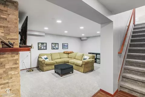 Living - 51539 Ace, Macomb, MI 48042 photo 7 of 9