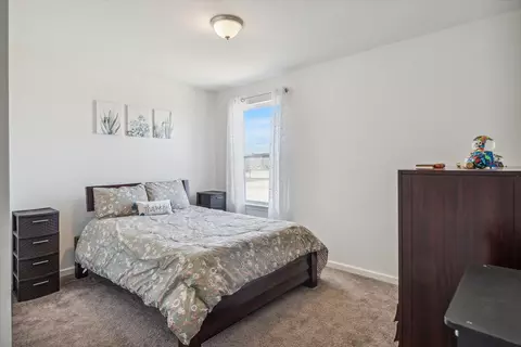 Bedroom - 51177 Maple Leaf, Macomb, MI 48042 photo 3 of 5