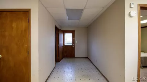 Entry Way - 2147 Hickory, Adrian, MI 49221 photo 1 of 1