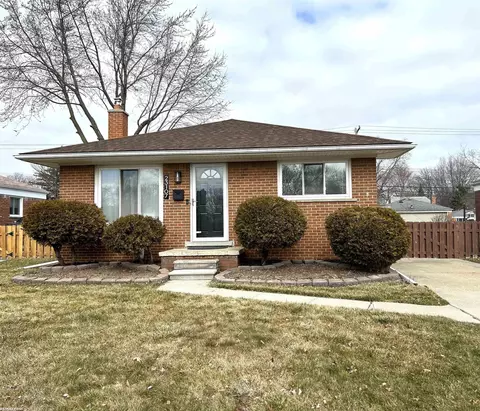 23107 Beverly, Saint Clair Shores, MI 48082