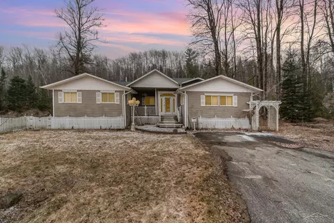 1426 Rifle Riv, Prescott, MI 48756
