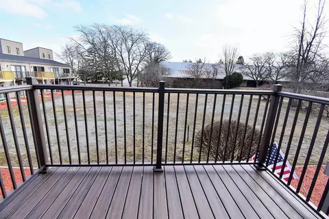 2424 E Tennis #B13, Bay City, MI 48706
