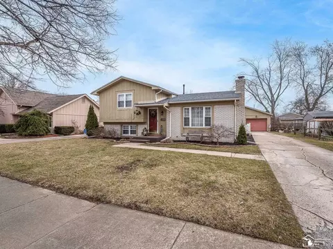 612 Donnalee, Monroe, MI 48162