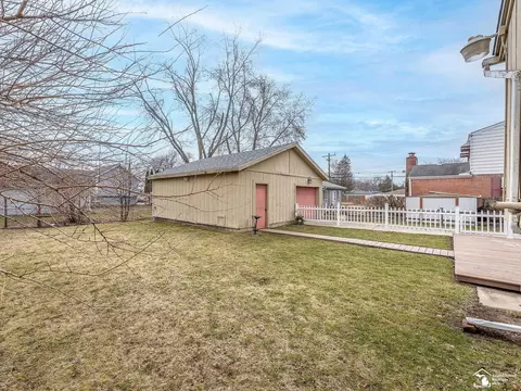 Exterior - 612 Donnalee, Monroe, MI 48162 photo 7 of 7