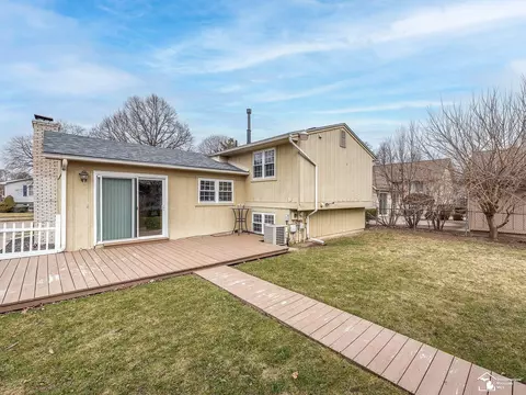 Exterior - 612 Donnalee, Monroe, MI 48162 photo 3 of 7