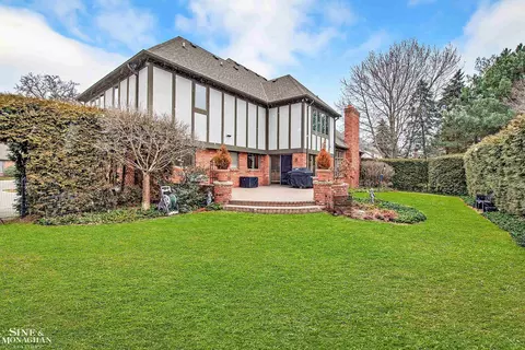 7 Windward, Grosse Pointe Farms, MI 48236 photo 7