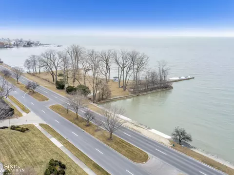 7 Windward, Grosse Pointe Farms, MI 48236 photo 16