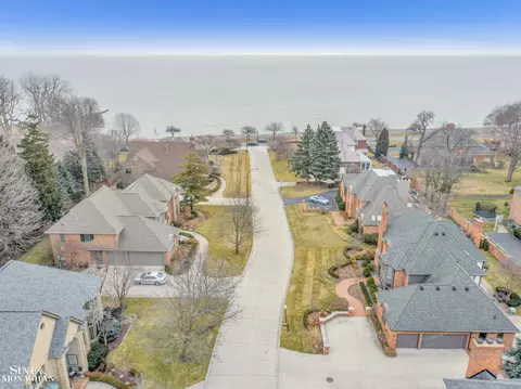 7 Windward, Grosse Pointe Farms, MI 48236 photo 9