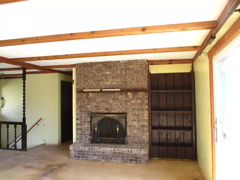 Living - 3622 E Lansing, Bancroft, MI 48414 photo 1 of 4