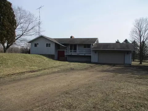 Exterior - 3622 E Lansing, Bancroft, MI 48414 photo 4 of 12