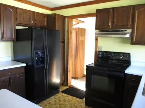 Kitchen - 3622 E Lansing, Bancroft, MI 48414 photo 2 of 4