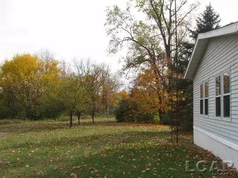 2290 Laberdee, Adrian, MI 49221 photo 11