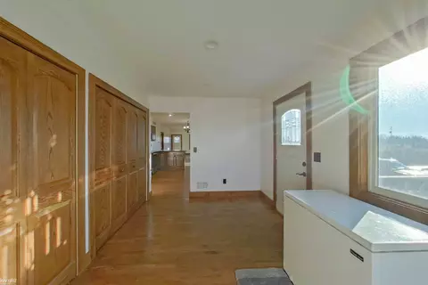 Entry Way - 253 N Smith, Owosso, MI 48867 photo 1 of 1