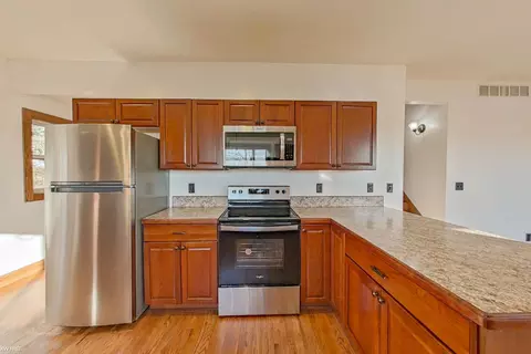 Kitchen - 253 N Smith, Owosso, MI 48867 photo 4 of 6