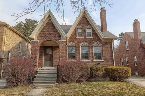 428 Calvin, Grosse Pointe Farms, MI 48236