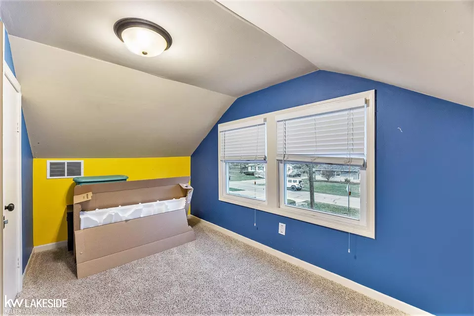 Bedroom - 2287 S Riverside, East China, MI 48054 photo 4 of 4