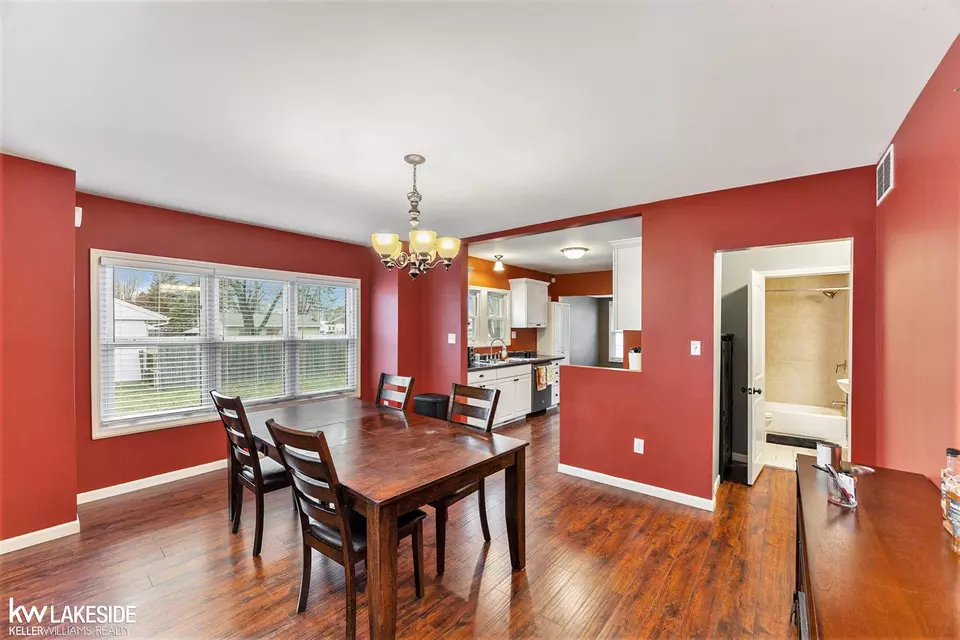Dining - 2287 S Riverside, East China, MI 48054 photo 1 of 2