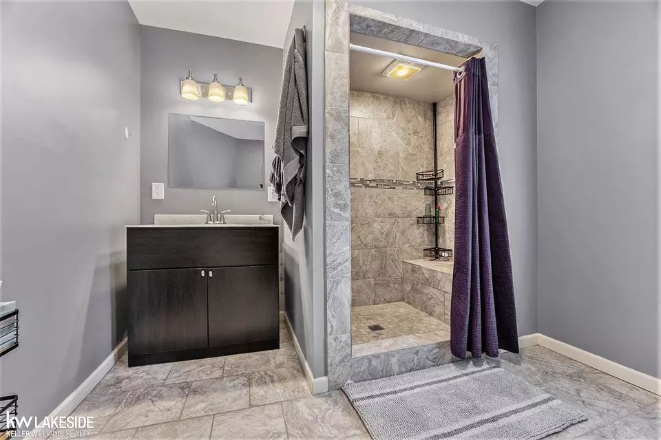 Bath - 2287 S Riverside, East China, MI 48054 photo 2 of 2
