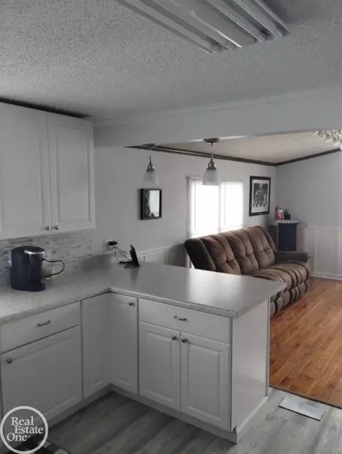 Kitchen - 166 Parkway, Davison, MI 48423 photo 1 of 2